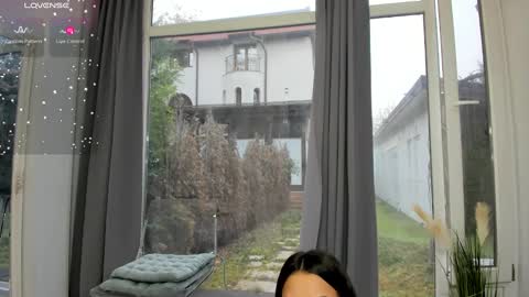 Selena online show from January 31, 2025, 10:20 am