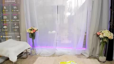 Selena online show from February 6, 2026, 7:56 am