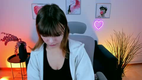 Snapshot of selenadearden chatting on December 25, 2024, 1:30 pm Selena ntmy online show from December 25, 2024, 1:30 pm