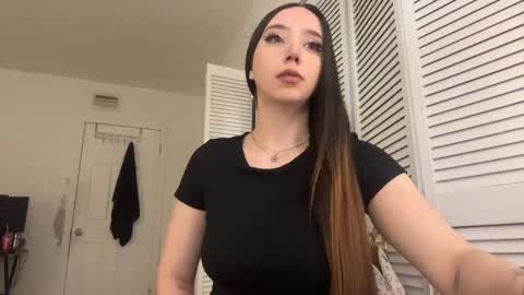 Selena Powe  online show from March 1, 2025, 8:53 pm