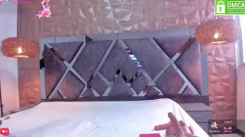 Snapshot of selene__lopez_ chatting on June 2, 2026, 7:05 pm selene__lopez_ online show from June 2, 2026, 7:05 pm