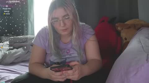 Snapshot of selenebaby chatting on March 4, 2026, 4:35 pm Selene online show from March 4, 2026, 4:35 pm