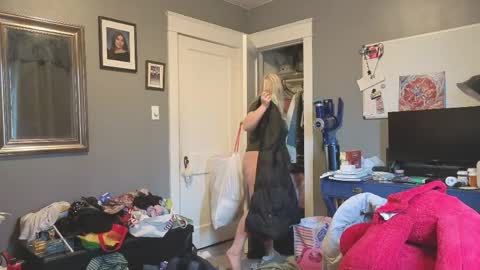 Snapshot of selenebaby chatting on March 16, 2026, 7:51 pm Selene online show from March 16, 2026, 7:51 pm