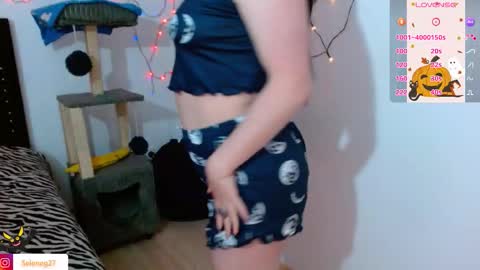 Selene G  online show from October 19, 2025, 7:09 am