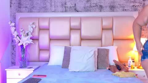 Selenna Cooper online show from February 3, 2026, 12:21 pm