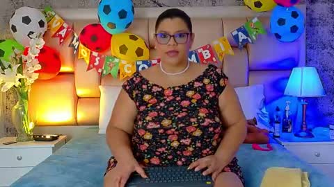 Snapshot of selennacooper chatting on June 18, 2026, 11:58 am Selenna Cooper online show from June 18, 2026, 11:58 am