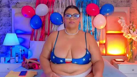 Snapshot of selennacooper chatting on July 4, 2026, 12:33 pm Selenna Cooper online show from July 4, 2026, 12:33 pm