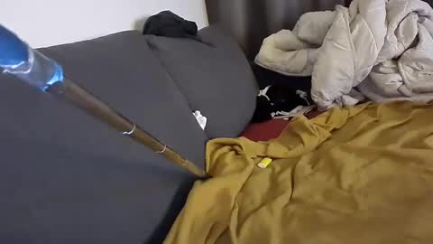 Snapshot of selfiepicdump chatting on December 17, 2024, 2:55 am Julian Kinky Bi-guy online show from December 17, 2024, 2:55 am