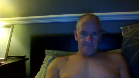 selfsucker28772 online show from October 1, 2025, 10:49 pm