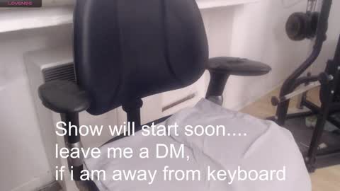 selfsuckermbb online show from November 14, 2025, 5:44 pm