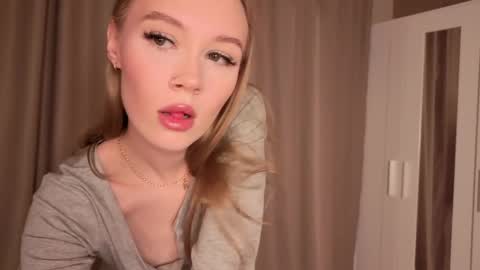 Selina online show from April 30, 2026, 1:34 am