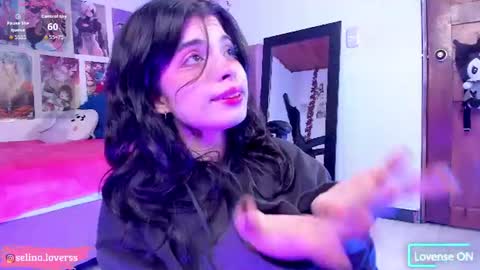 Snapshot of selina_lovers_ chatting on July 17, 2026, 5:47 am Selina online show from July 17, 2026, 5:47 am