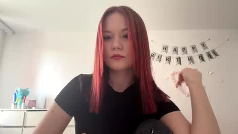 Lily online show from April 21, 2026, 9:04 am