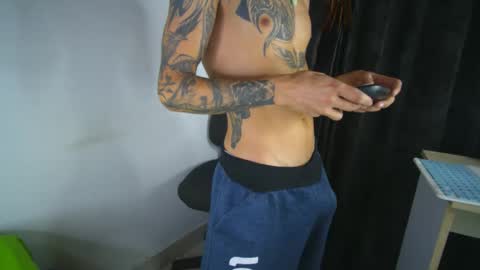 sem_alas online show from October 11, 2025, 1:05 am