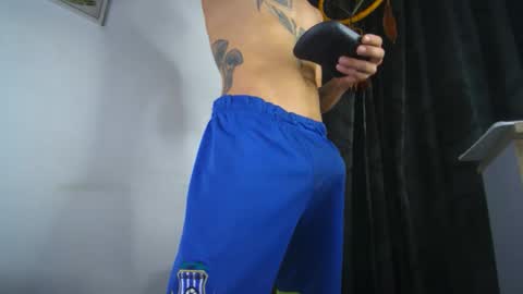 sem_alas online show from November 12, 2025, 11:25 pm