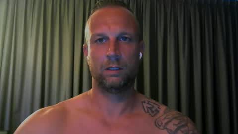 Snapshot of sence08 chatting on June 5, 2026, 1:17 pm sence08 online show from June 5, 2026, 1:17 pm
