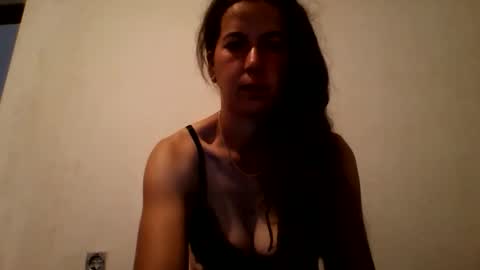 sendiarayl online show from September 12, 2025, 5:29 am