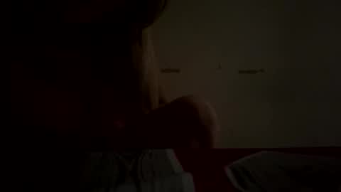 Sennya online show from October 9, 2025, 8:40 pm