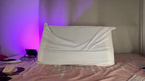 Snapshot of sensual_little_angel chatting on February 12, 2026, 11:55 pm Nataly online show from February 12, 2026, 11:55 pm