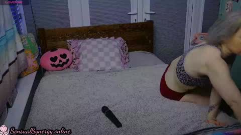 Snapshot of sensual_synergy_ chatting on December 3, 2024, 10:39 am SensualSynergy online show from December 3, 2024, 10:39 am