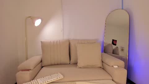 Snapshot of sensualhaven_ chatting on July 22, 2026, 11:07 pm sensualhaven_ online show from July 22, 2026, 11:07 pm