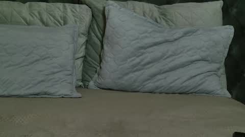 Alya online show from November 7, 2025, 6:24 am