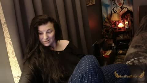 Snapshot of sentfrmheaven chatting on May 12, 2026, 11:40 am Tara online show from May 12, 2026, 11:40 am
