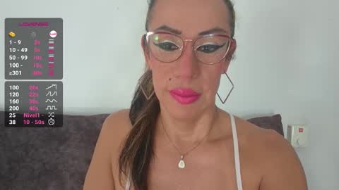 Snapshot of sephorandmonell chatting on December 2, 2025, 7:09 pm sephorandmonell online show from December 2, 2025, 7:09 pm