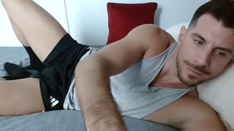 Snapshot of serafino94 chatting on February 13, 2025, 11:17 am serafino94 online show from February 13, 2025, 11:17 am