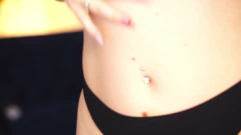 Seraphine online show from January 3, 2025, 8:00 am