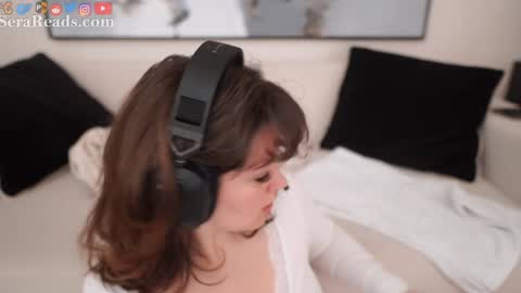 SeraReads online show from March 21, 2026, 9:18 pm