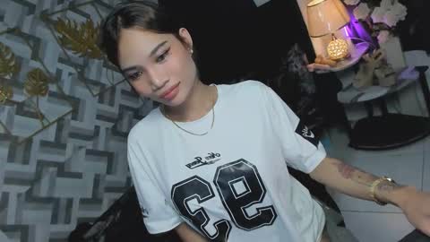 RED HARPER online show from November 5, 2025, 1:38 am