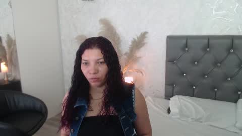 Snapshot of serena_houstonn chatting on June 19, 2026, 11:03 am Serena online show from June 19, 2026, 11:03 am