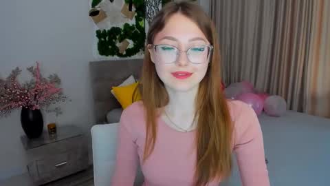 Ophelia online show from February 16, 2025, 7:15 am