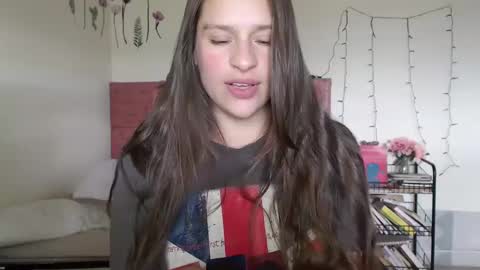 serenity_crystal online show from December 21, 2024, 4:57 pm