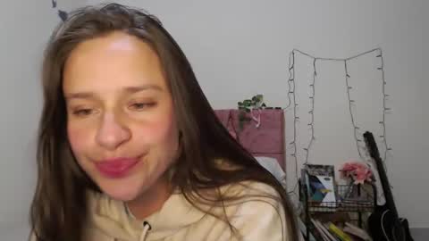 serenity_crystal online show from December 31, 2024, 12:43 am