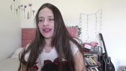 serenity_crystal online show from January 19, 2025, 9:13 pm