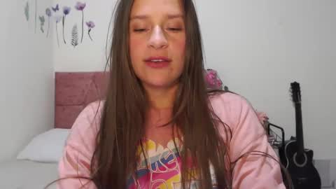 serenity_crystal online show from March 7, 2025, 11:16 pm