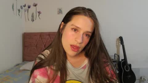 serenity_crystal online show from September 24, 2025, 2:26 am