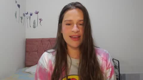 serenity_crystal online show from September 30, 2025, 10:59 pm