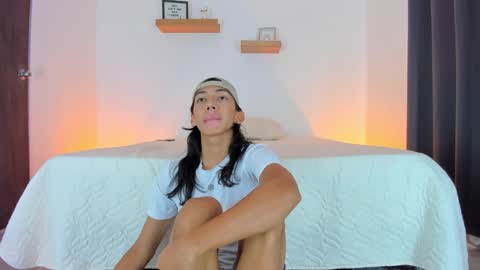 Serge online show from March 6, 2025, 6:59 pm