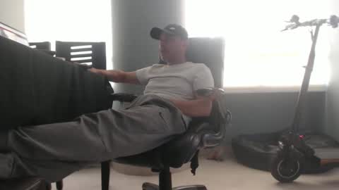 Snapshot of serioyhetero19 chatting on March 8, 2025, 6:16 pm hetero serio discreto online show from March 8, 2025, 6:16 pm