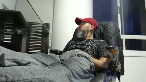 Snapshot of serioyhetero19 chatting on October 25, 2025, 10:59 pm hetero serio discreto online show from October 25, 2025, 10:59 pm