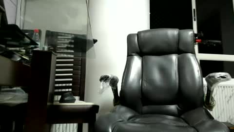 Snapshot of serioyhetero19 chatting on June 18, 2026, 12:00 am hetero serio discreto online show from June 18, 2026, 12:00 am