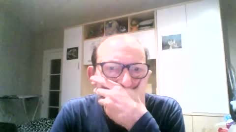 Snapshot of serrano49 chatting on April 19, 2026, 2:00 am serrano49 online show from April 19, 2026, 2:00 am