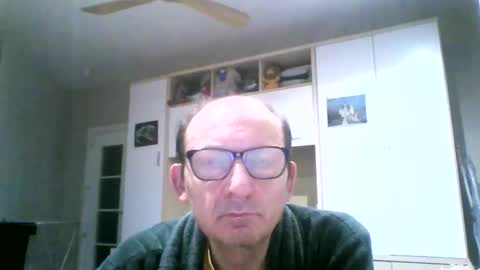 Snapshot of serrano49 chatting on April 28, 2026, 2:27 am serrano49 online show from April 28, 2026, 2:27 am