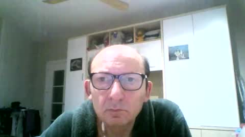 Snapshot of serrano49 chatting on April 29, 2026, 1:43 am serrano49 online show from April 29, 2026, 1:43 am