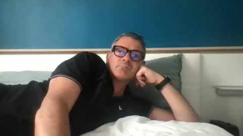 Snapshot of sesamechris92 chatting on June 1, 2026, 10:28 am sesamechris92 online show from June 1, 2026, 10:28 am