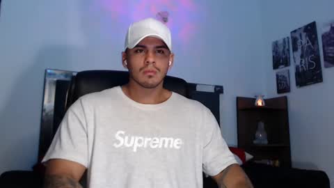 Snapshot of setth_king chatting on January 15, 2025, 10:06 am Setth King online show from January 15, 2025, 10:06 am