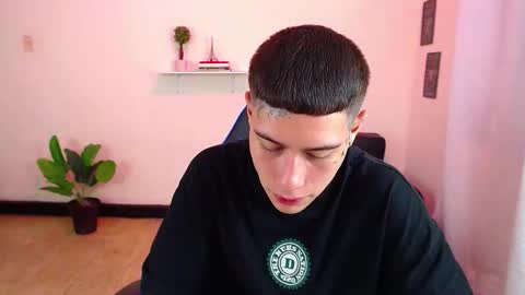 Thomas online show from September 26, 2025, 2:21 pm